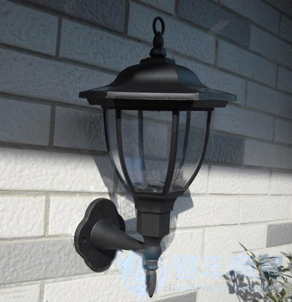Outdoor Solar 4 LED Bayport Lamp Light